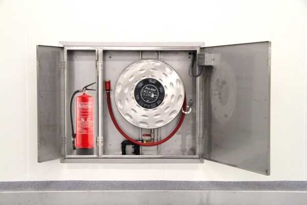 RVS brandslanghaspelkast met brandblussercompartiment